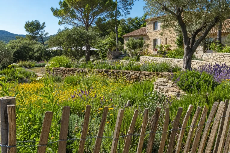 Pose de clôture en grillage rigide en Provence-Alpes-Côte d'Azur